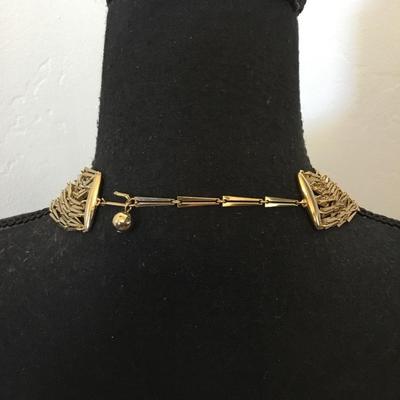 Beautiful vintage, gold, toned, multi strand statement, collar necklace. Excellent condition.