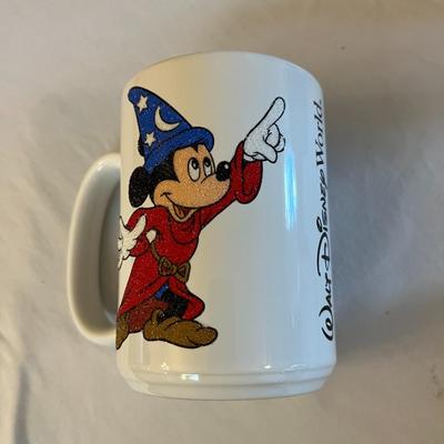 Sale Photo Thumbnail #369: Set of 4 Walt Disney Assorted Coffee Mugs