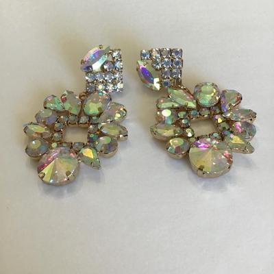 Vintage Aurora Borealis rhinestone dangle earrings