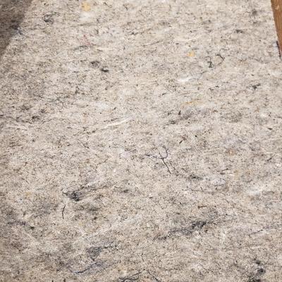 Green and Red Area Rug 9' x 6' (BLR-KD)