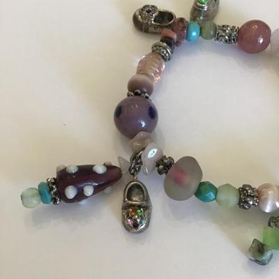 Cute glass art beaded stretch bracelet