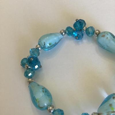 Pretty blue Rhinestone and art glass stretch bracelet