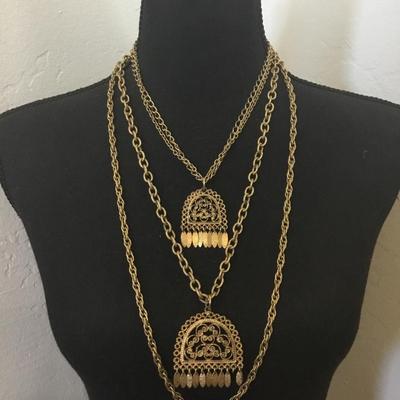 Vintage 1960s statement necklace, gold toned
