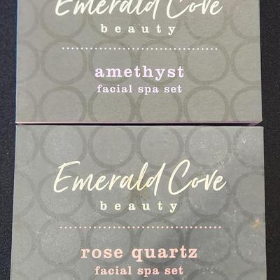 Sale Photo Thumbnail #395: Emerald Cove Beauty Facial Spa Set - Rose Quartz & Amathyst Face Massager. Never used w/ original package
Will receive all items pictured as is