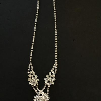 Sale Photo Thumbnail #180: Beautiful Silvertone rhinestone necklace. Please see attached photos.