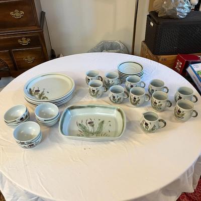 Sale Photo Thumbnail #440: Buchan Portobello Thistle Stoneware Set 30 Pieces