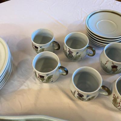 Sale Photo Thumbnail #435: Buchan Portobello Thistle Stoneware Set 30 Pieces