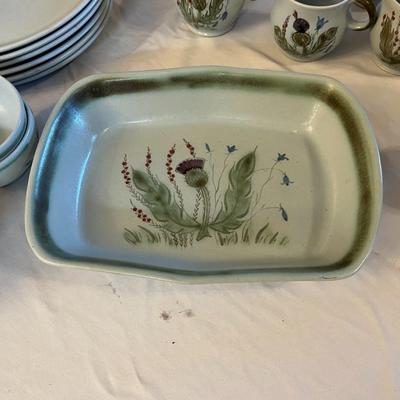 Sale Photo Thumbnail #439: Buchan Portobello Thistle Stoneware Set 30 Pieces