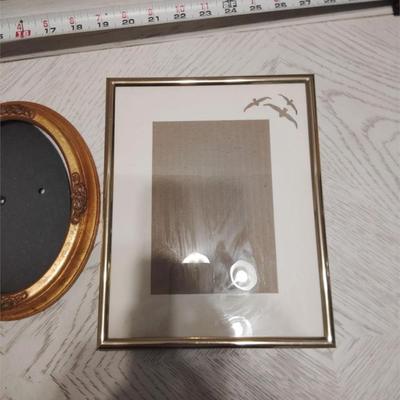 picture frames
