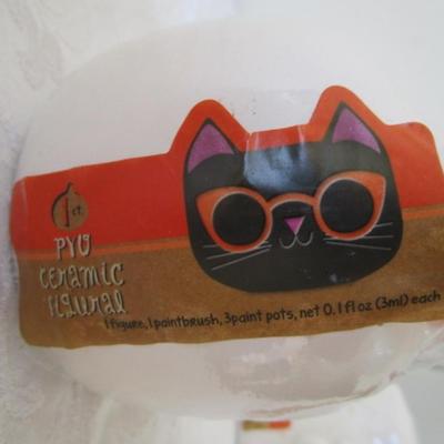 Sale Photo Thumbnail #21: Cat 4-3/4" & pumpkin 5" tall, Each kit has 1 paint brush, 3 paint pots, & 1 figurine