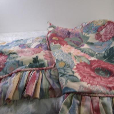 Sale Photo Thumbnail #199: Pillows are 12" square, set of pillow shams is 28" x 19", both of the individual pillow shams are 21" x 27"