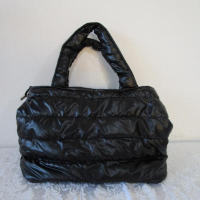 Sale Photo Thumbnail #253: New condition, water resistant, 9" tall x 14-1/2" wide x 6-1/2" deep at the bottom, with an inside pocket