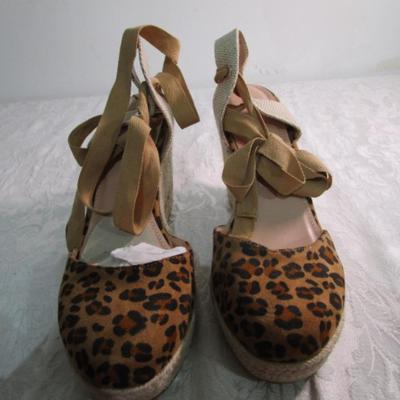 Sale Photo Thumbnail #319: Mossino high heels are size 8, ZBY shoes are size 8 & never worn