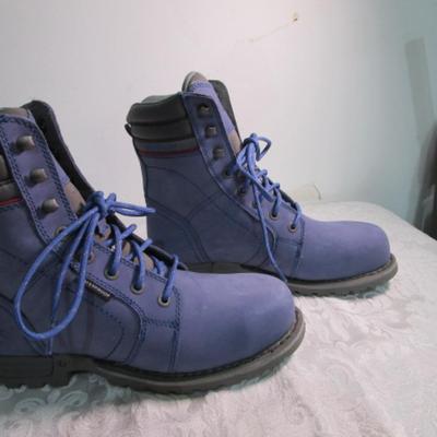 Sale Photo Thumbnail #338: Women's size 8, see pictures