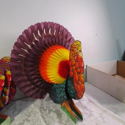 Sale Photo Thumbnail #417: Pilgrim & Indian bear set, turkey, "Thanks" statue, 1 turkey candle, 4 honeycomb turkeys