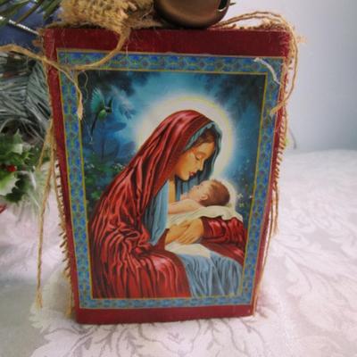 Sale Photo Thumbnail #463: Snowman jar, 2 nativity ornaments, Mother & child decoration, 2 Santa boots, Snowman bag, wreath