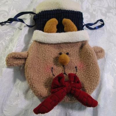 Sale Photo Thumbnail #466: Snowman jar, 2 nativity ornaments, Mother & child decoration, 2 Santa boots, Snowman bag, wreath