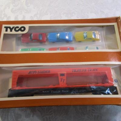 Sale Photo Thumbnail #559: HO scale, In box, See pictures