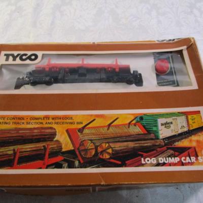 Sale Photo Thumbnail #562: HO scale, In box, See pictures