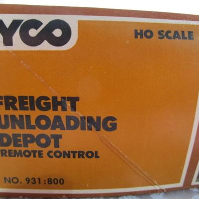Sale Photo Thumbnail #576: HO scale, In box, See pictures