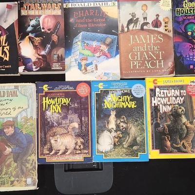 Sale Photo Thumbnail #372: Classic Children's book lot James & the Giant Peach Roald Dahl Goosebumps & many more Vintage Lot
Will receive all items pictured as is