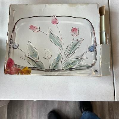 Sale Photo Thumbnail #466: Tivoli Walther Crystal Glass 3D Colored Tulip Serving Tray  with box