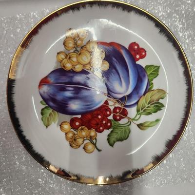 Decorative plate