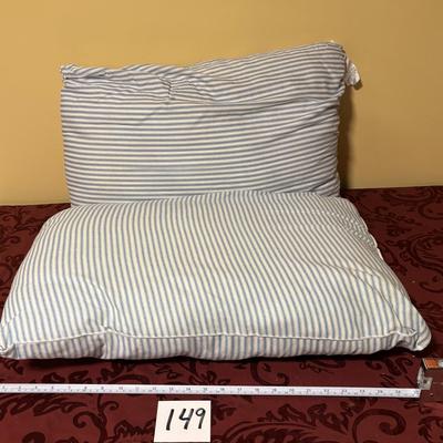 Pillow Lot