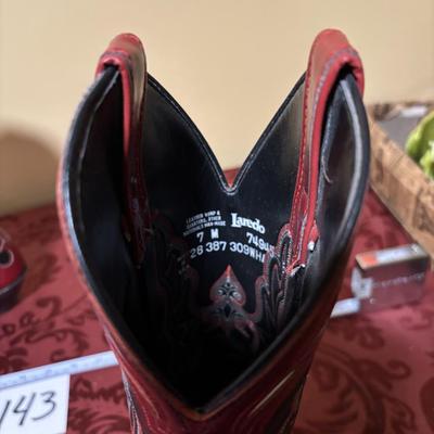 Size 7 Lady’s Laredo Boots