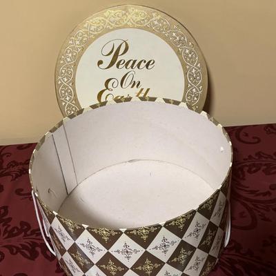Peace on Earth Box