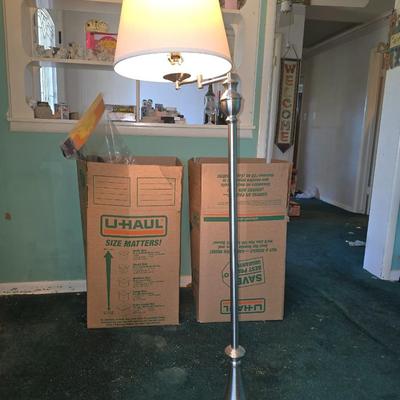 Floor lamp