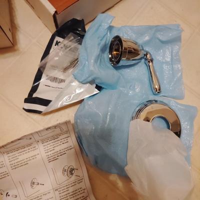 faucet valve and handle