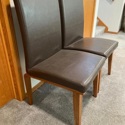 2 Thomas O’Brien chairs