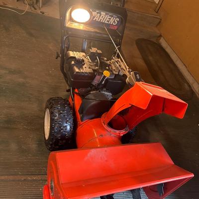 Ariens 1028 Snow Thrower