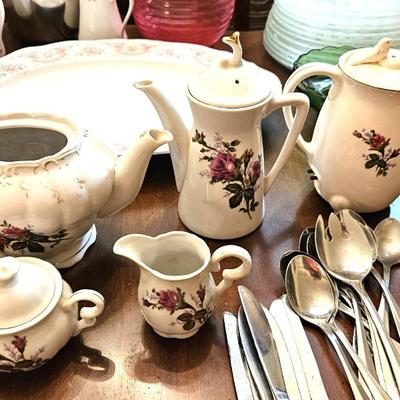 Complete Kitchen Lot