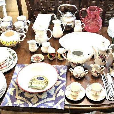 Complete Kitchen Lot