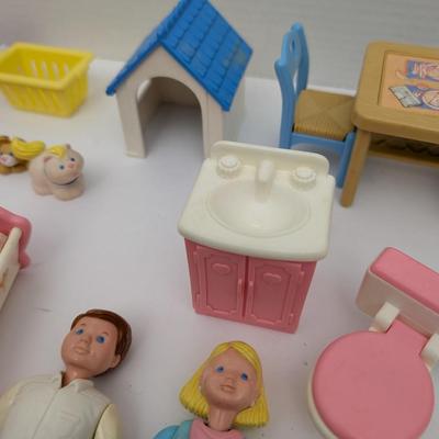Vintage 1990s Fisher Price Dream Dollhouse Furniture Lot with Family and Accessories