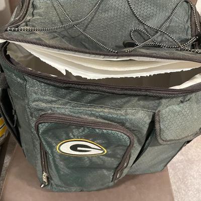 Green Bay cooler, tin & pillow