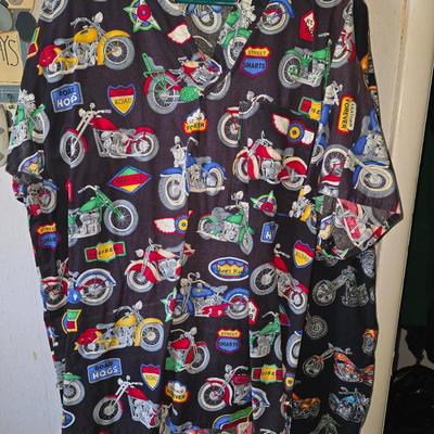 Motorcycle scrubs