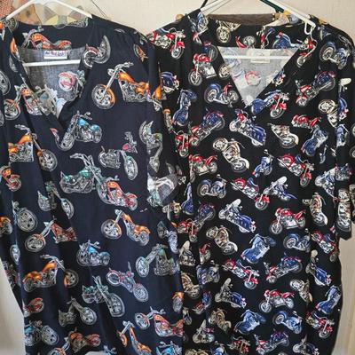Motorcycle scrubs