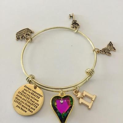 Beautiful, gold, toned, rainbow, crystal rhinestone heart charm, bangle bracelet