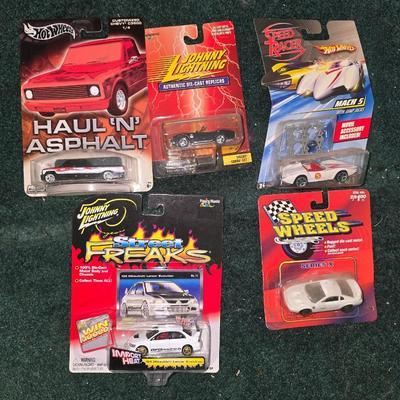 Die cast lot