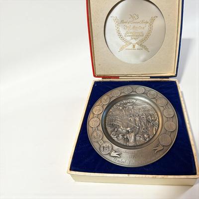 Sale Photo Thumbnail #730: We Are One Bicentennial Commemorative Pewter Plates  Set Of Five  In the original box with COA
Plate Number 2,3,4,5,6
