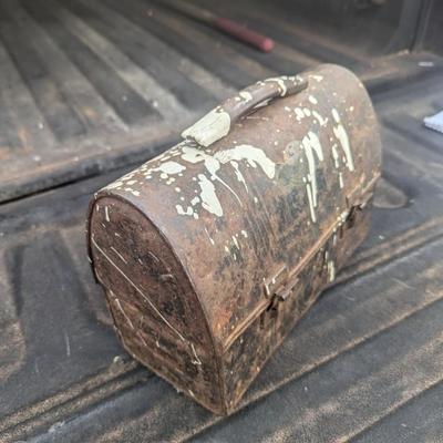 vintage metal lunch box