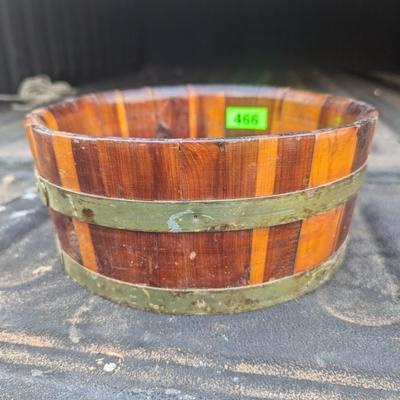 Wooden bowl or planter