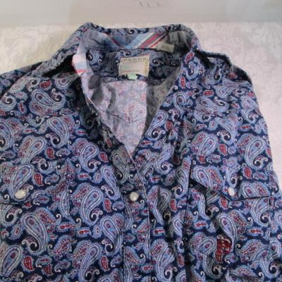 2 women's Western shirts