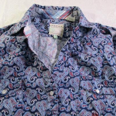 2 women's Western shirts