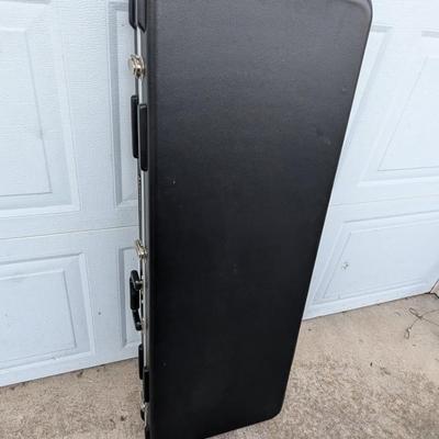 Guitar hard case