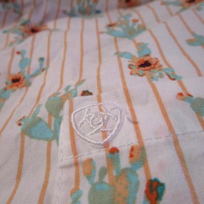 2 women's button-down long-sleeve shirts