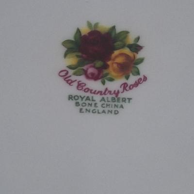 Royal Albert old country rose teapot fine bone china